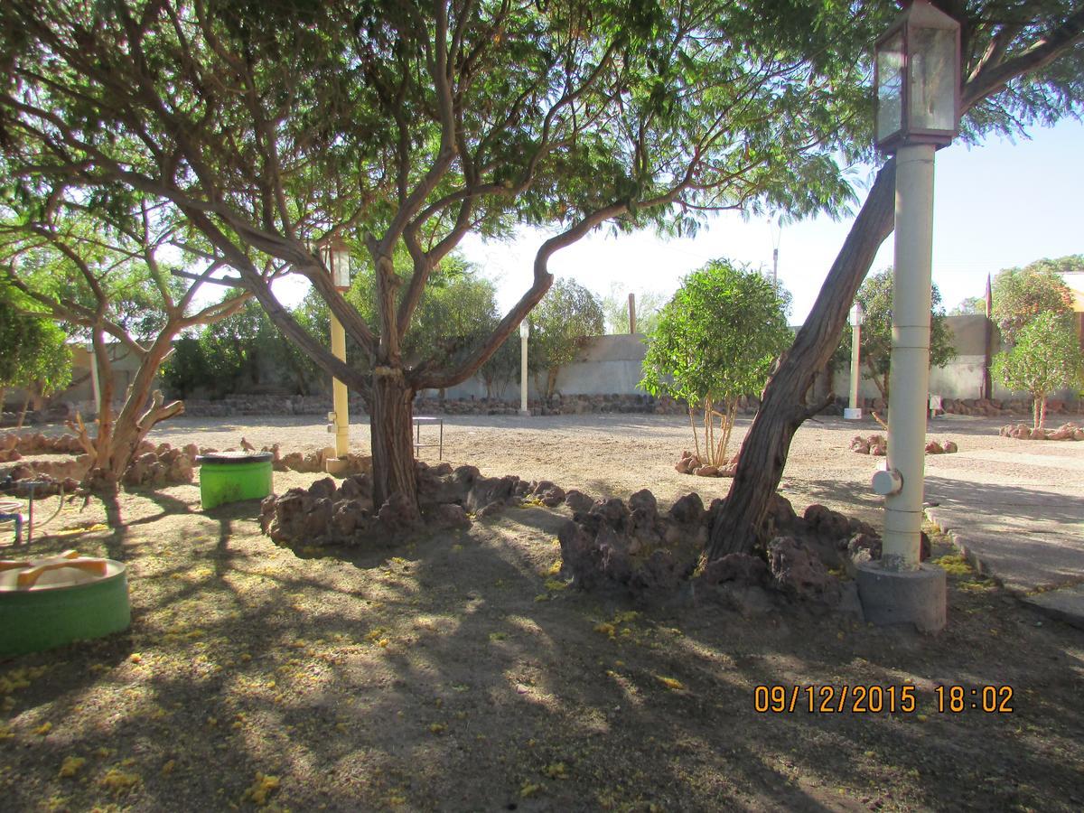 Cabanas Hara - Kara Villa Calama Exterior photo